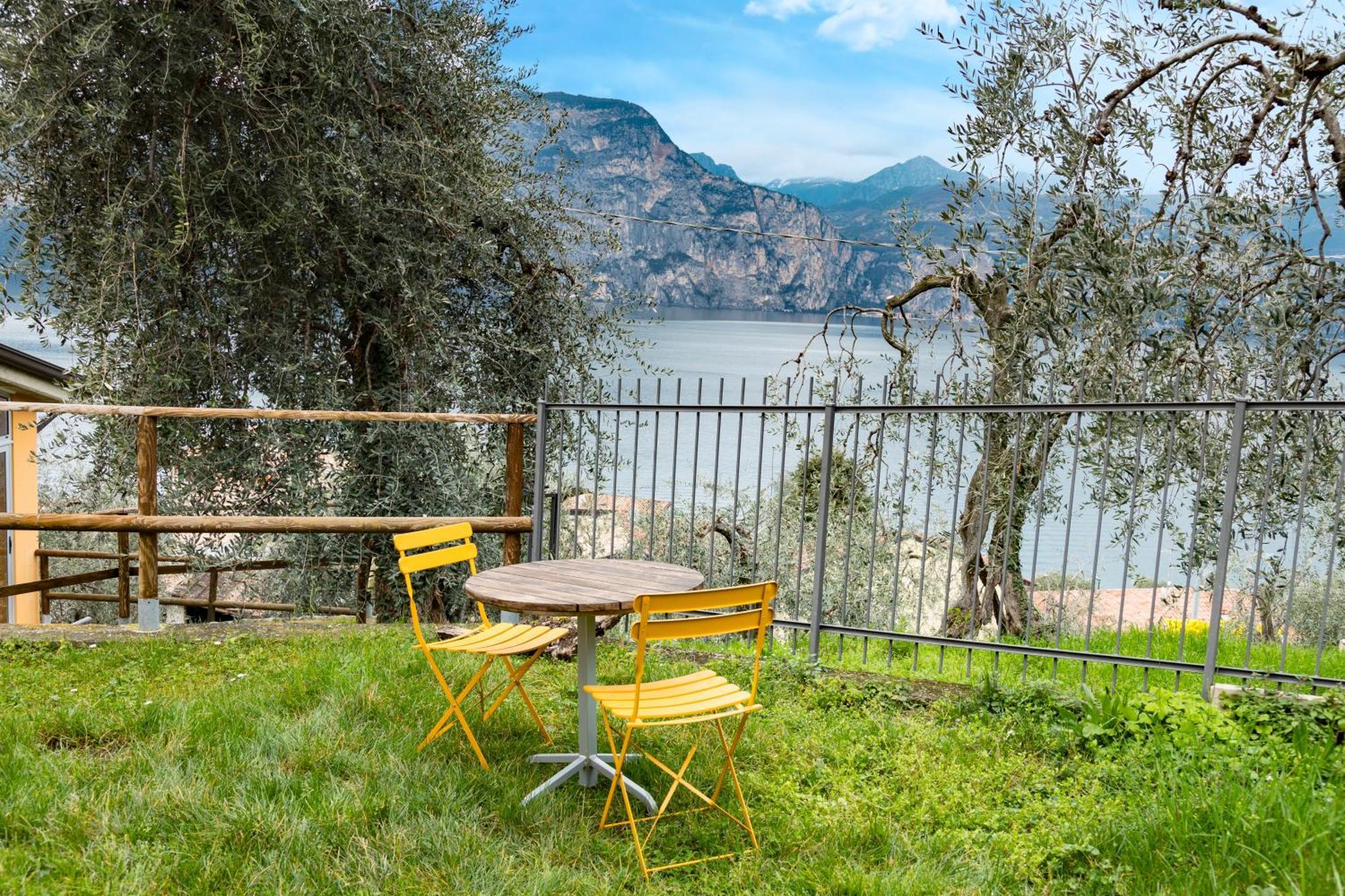 Ca De L'Angelon -- Vittoria House Villa Бренцоне сул Гарда Екстериор снимка