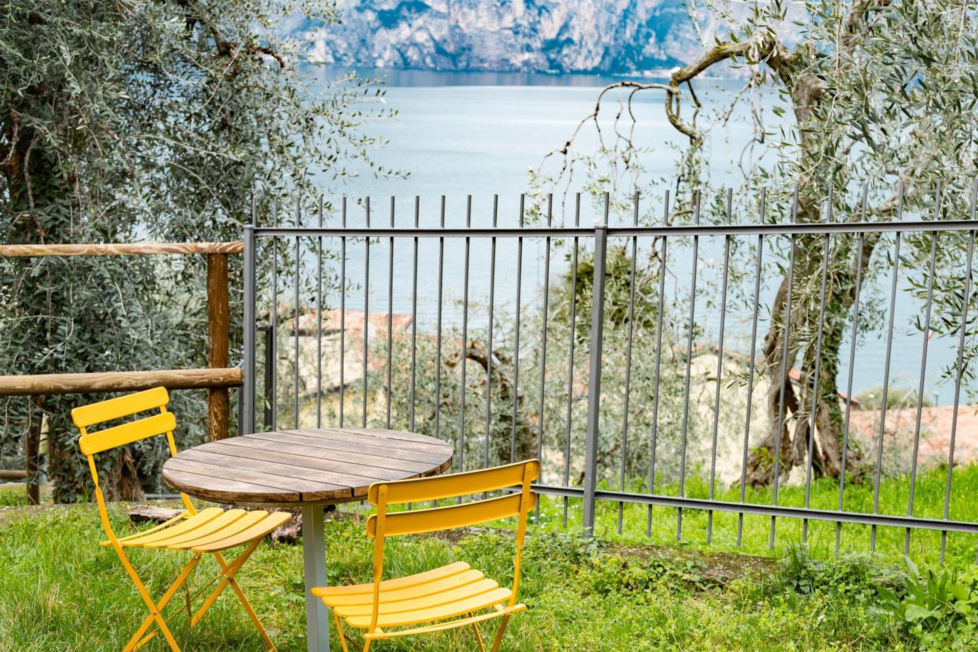 Ca De L'Angelon -- Vittoria House Villa Бренцоне сул Гарда Екстериор снимка