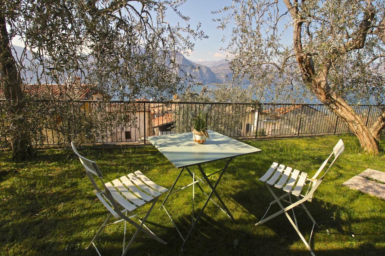 Ca De L'Angelon -- Vittoria House Villa Бренцоне сул Гарда Екстериор снимка