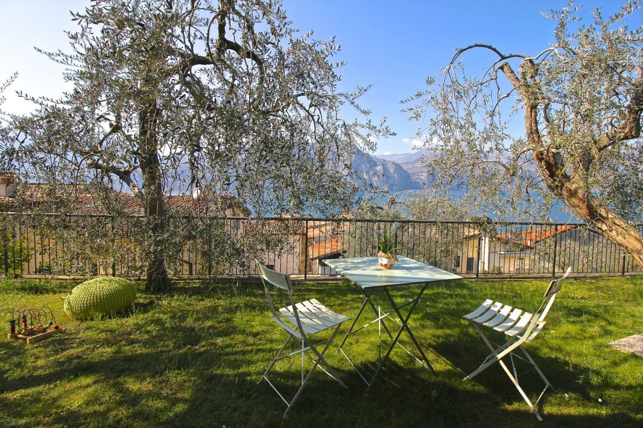 Ca De L'Angelon -- Vittoria House Villa Бренцоне сул Гарда Екстериор снимка